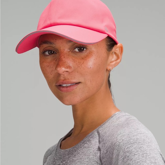 Lululemon Unisex Hat 🎁NWT🎁 Fast and Free Running Hat Sz S/M Glazed Pink color - Picture 4 of 7